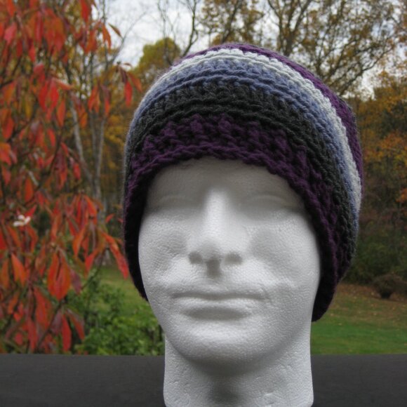 Plum Gray Stripe Hand Knit / Crochet Unisex  Winter Beanie NEW - Picture 9 of 11
